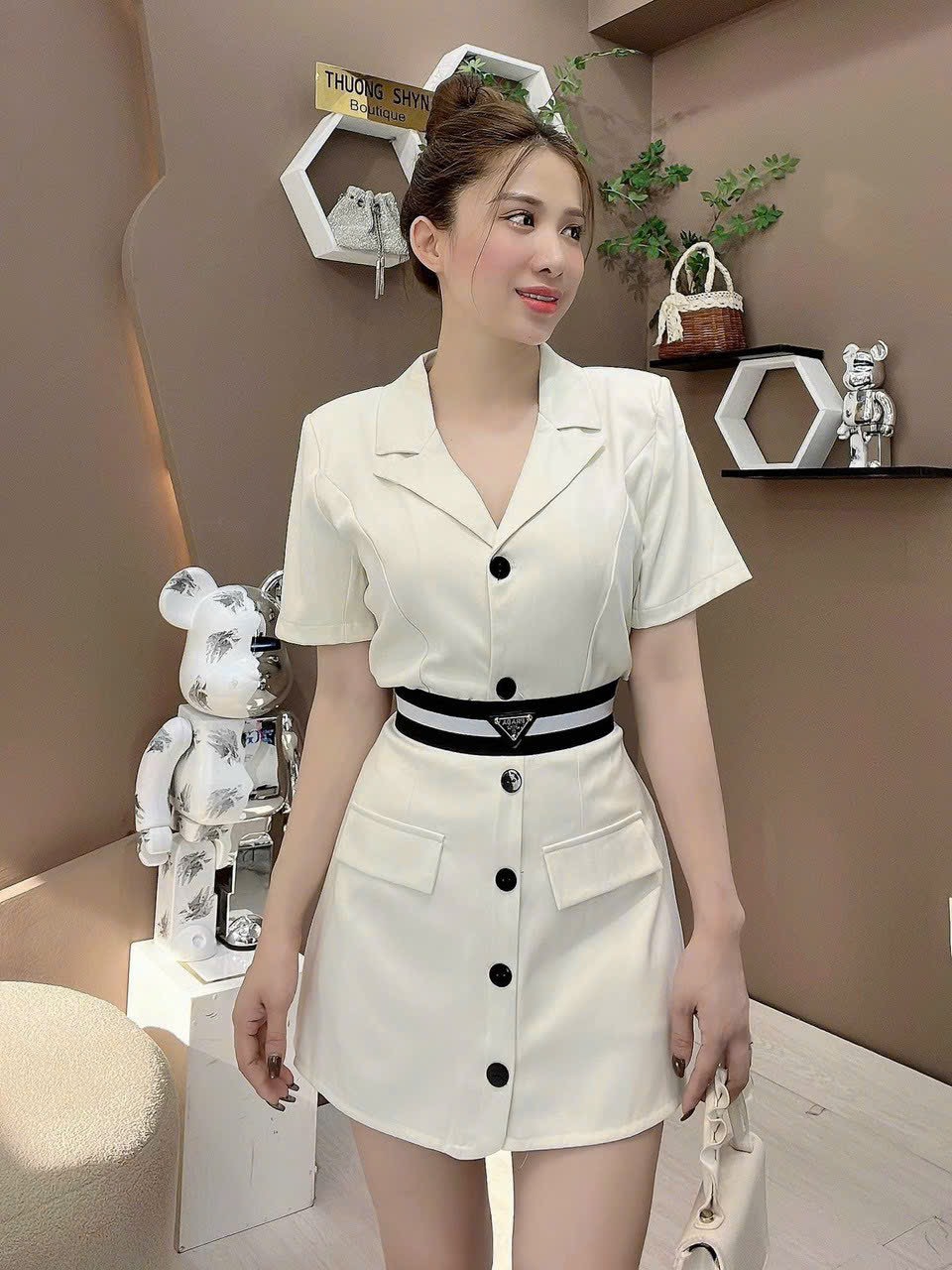 Set bộ cotton lạnh áo vest ngắn tay mix chân váy chữ A phối nút cá tính Set bộ siêu HOT chân váy ngắ