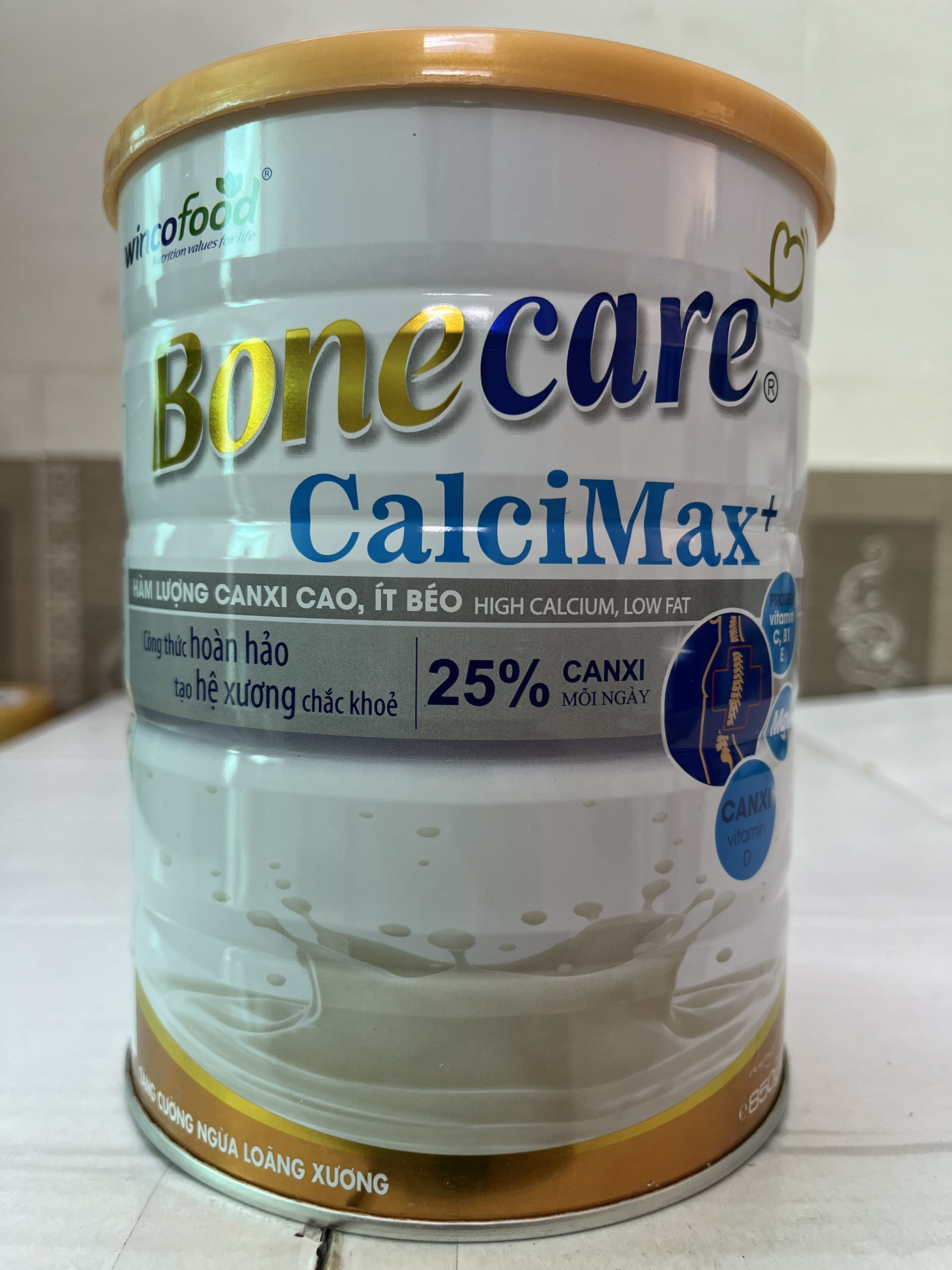 Sữa canxi dành cho người lớn Bonecare calcimax+ 850g giúp ngừa bệnh loãng xương cho người trung niên