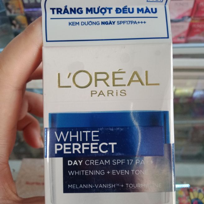 [Hcm]Kem Loreal Dưỡng Da Trắng Mịn Đều Màu 20Ml