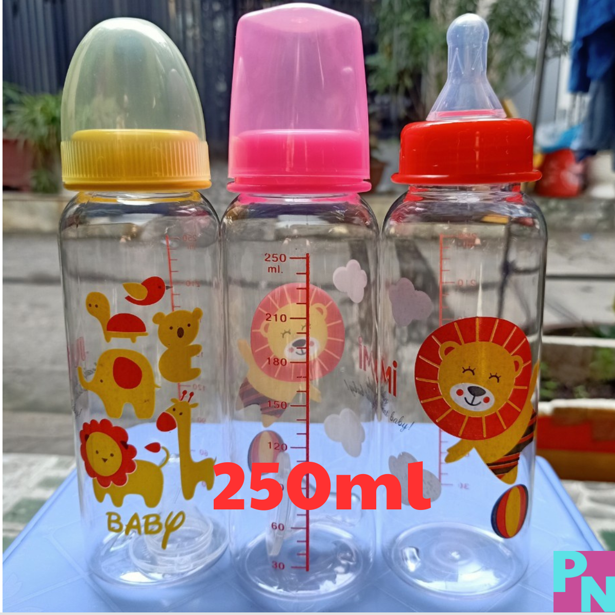 Bình sữa cho bé bình sữa cổ hẹp Jumi 140ml 240ml núm vú siêu mềm chống sặc chống đầy hơi có tay cầm và không có quai