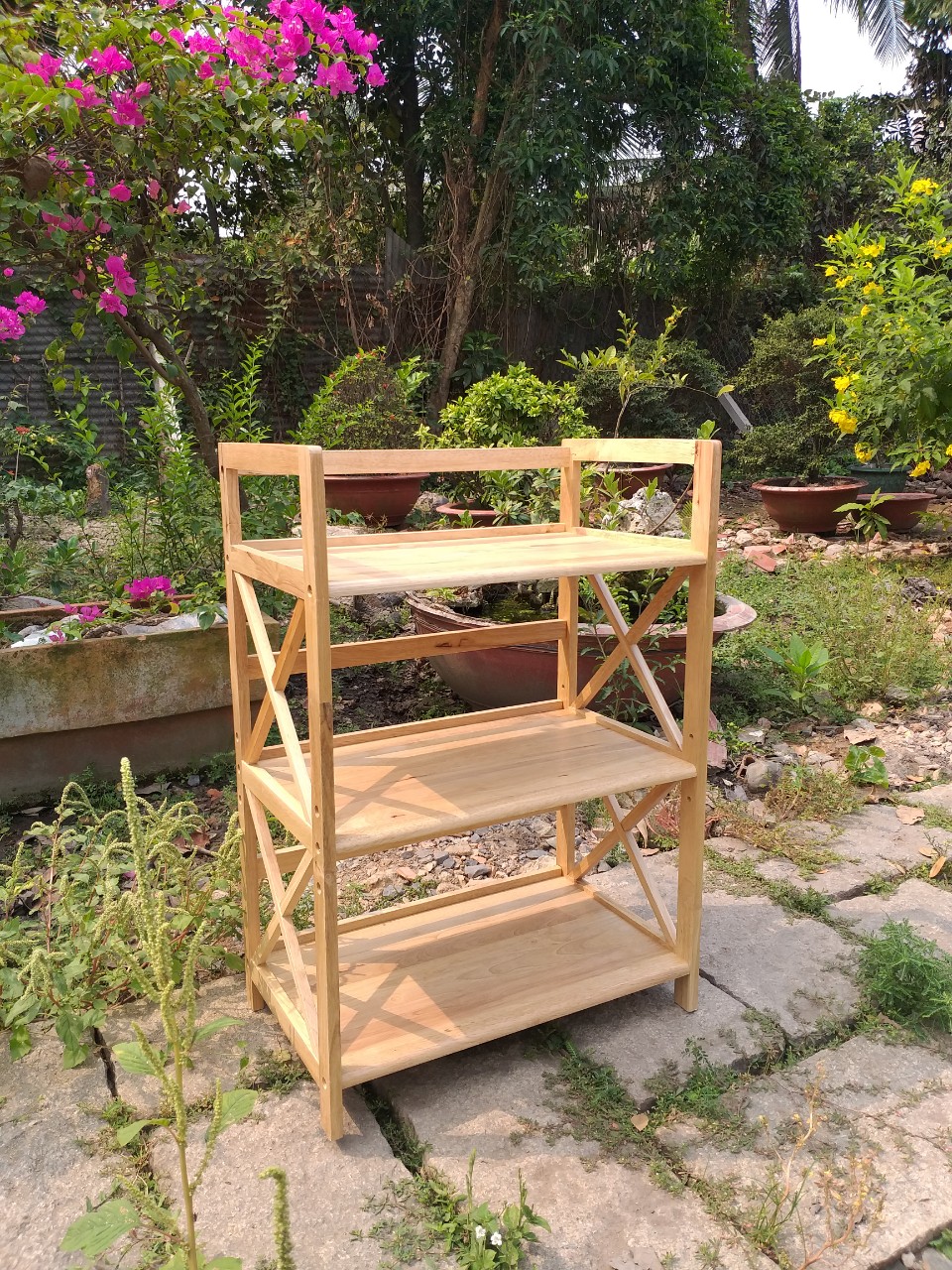 Kệ vi sóng 3 tầng  sâu 38cm  ngang 64cm  cao 90cm  gỗ cao su   màu tự nhiên của gỗ đã thông qua xử l