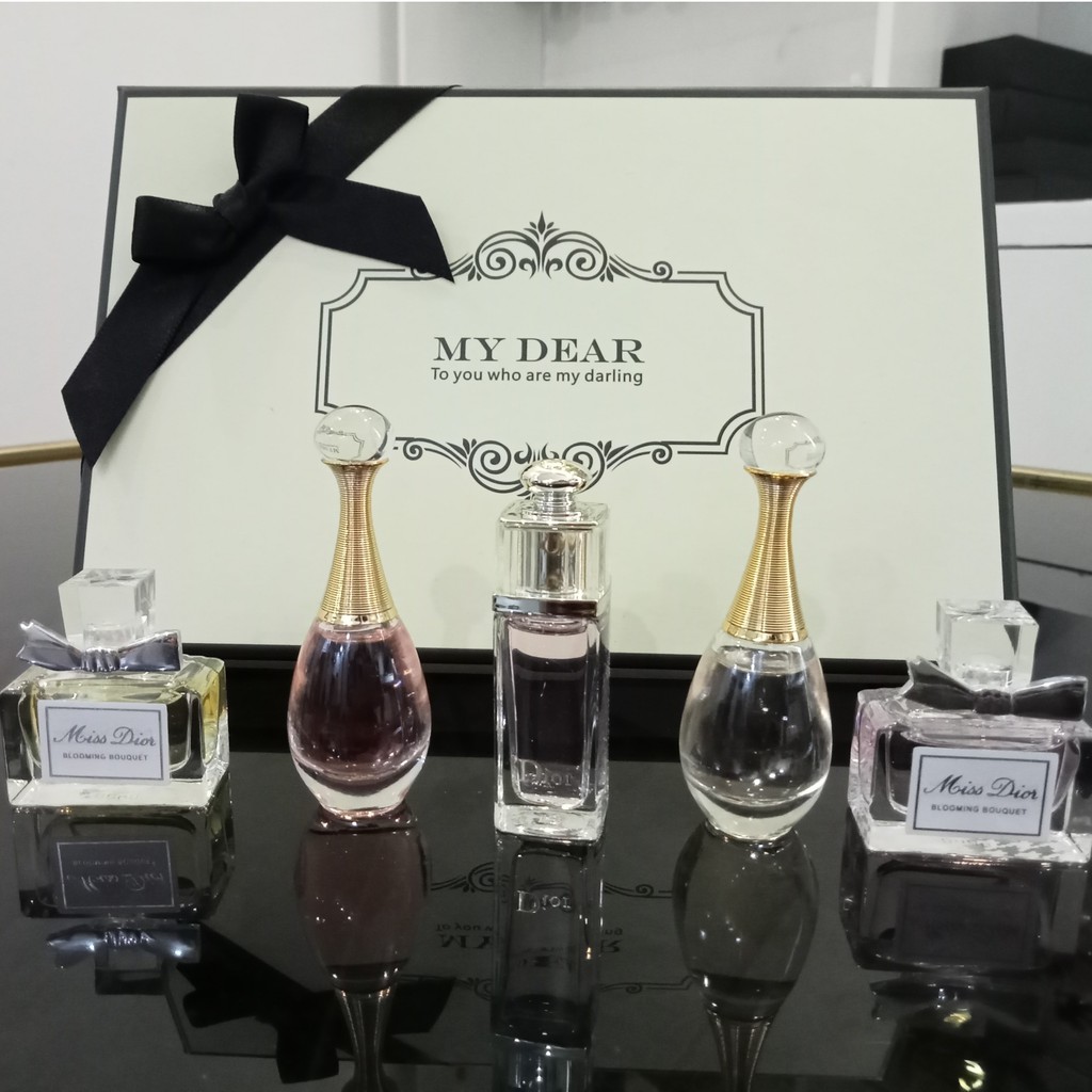 Set 5 chai Nước Hoa Dior Mini Set nước hoa kèm son dior perfume lipstick set.