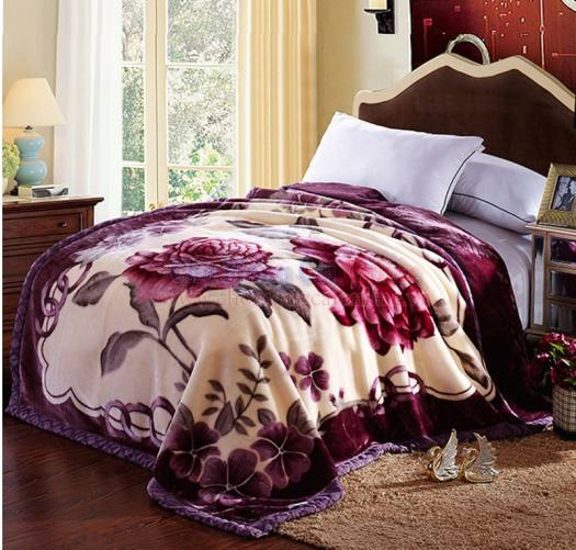Chăn Tuyết Nhung Dày 2 Lớp Mềm Mại Ấm Áp Quanh Năm 1M6 x 2M - CHĂN TUYẾT NHUNG DÀY - CHĂN TUYẾT MỀN MỊN - MỀN TUYẾT NHUNG MỊN MÀU SẮC TƯƠI MỚI. VÀ ĐẶC BIỆT KHÔNG XÙ LÔNG HAY PHAI MÀU