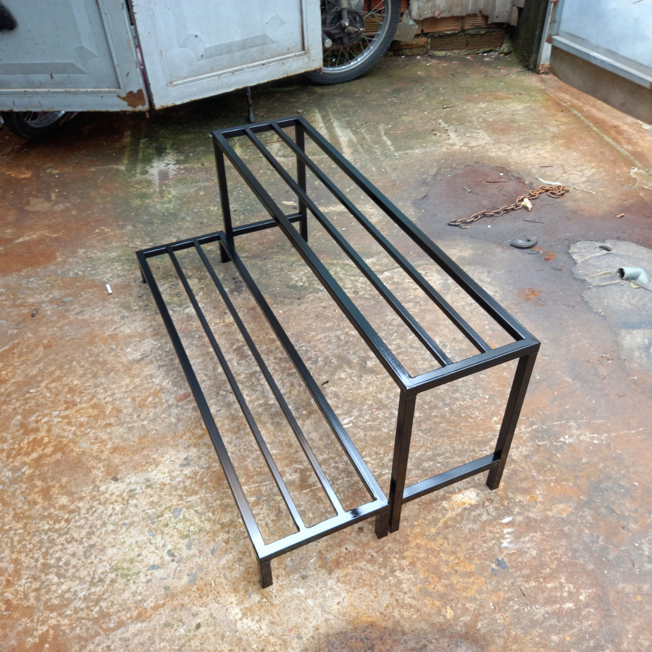 Kệ rời ghép bậc thang - Dài 100cm rộng 25cm Cao 03 kệ (15-40-70)cm ghép 2 tầng và 3 tầng thép 20mm