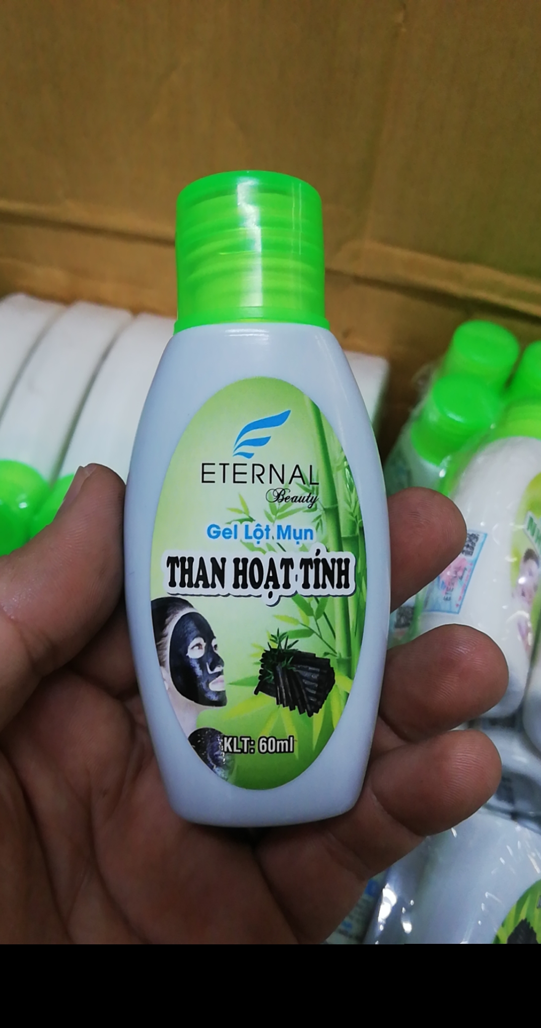 Gel lột mụn nha đam than hoạt tính
