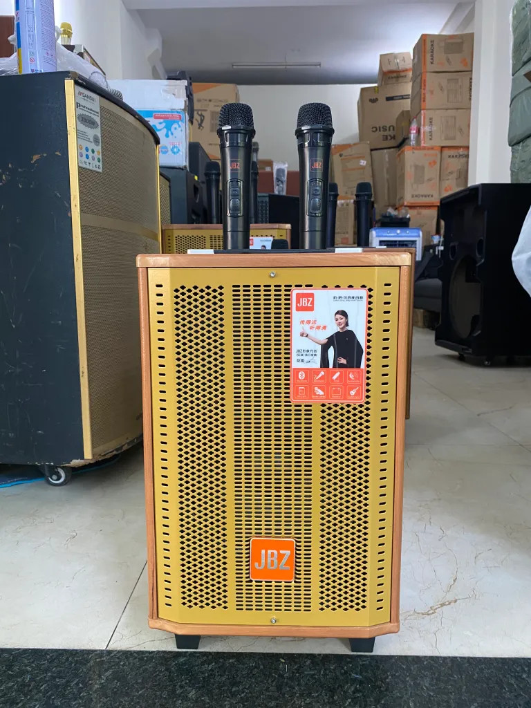 Loa kéo karaoke không dây JBZ - J7 thế hệ mới chính hãng - Tặng 2 mic không dây có điều khiển sử dụn
