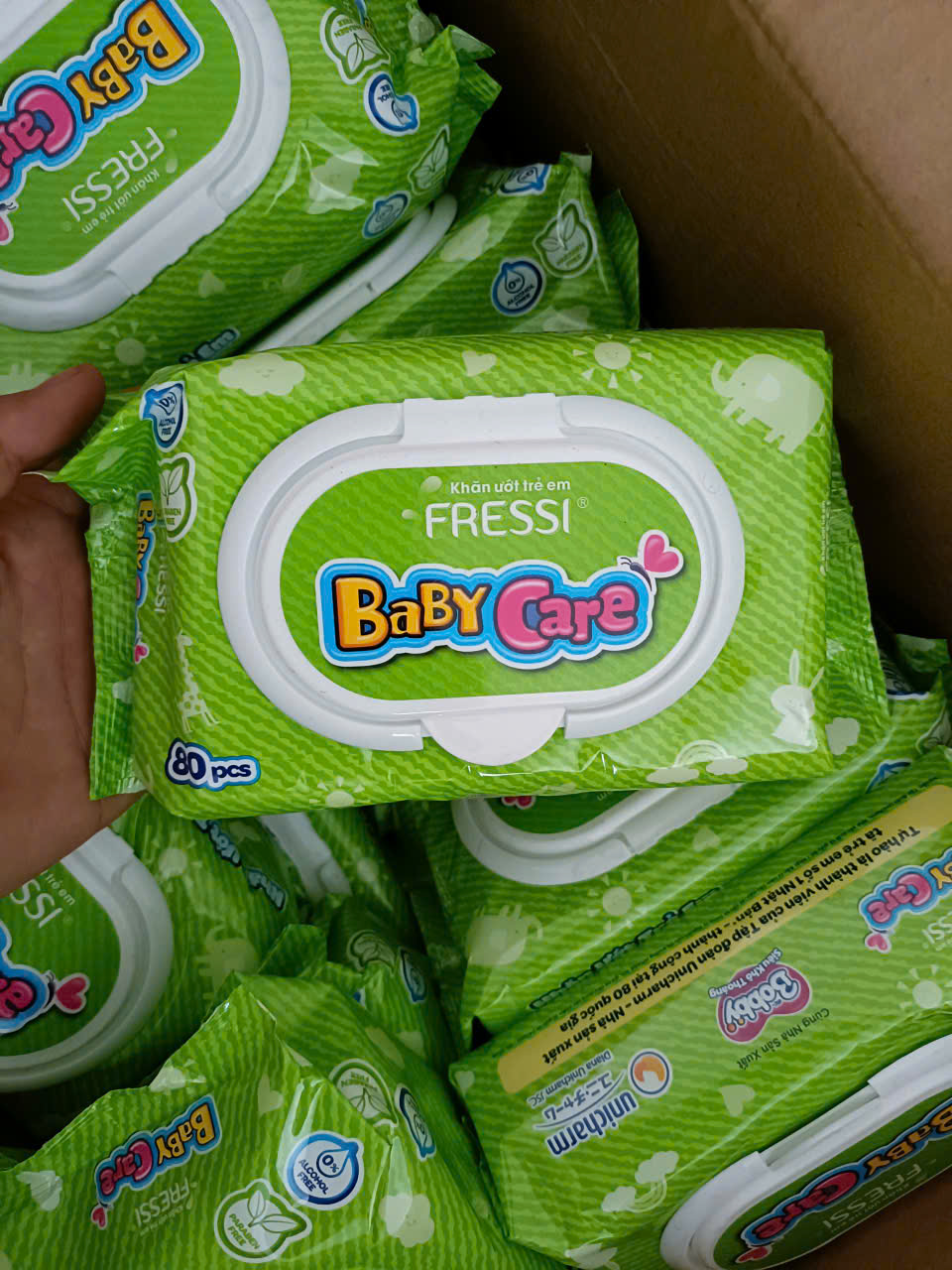 Sỉ Thùng 18 Gói / 10 Gói Khăn Ướt BabyCare 80 Tờ Không Mùi Hương An Toàn Cho Da Em Bé - Chính Hãng Unicharm - Thanh Ngân Store