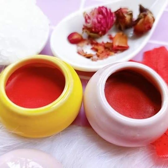 son môi cổ trang