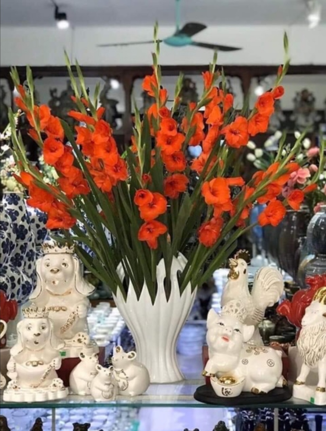 Bình hoa Lọ hoa hình bàn tay phật. Bình cắm hoa gốm sứ Bát Tràng. Size 17 cm (MA-365)