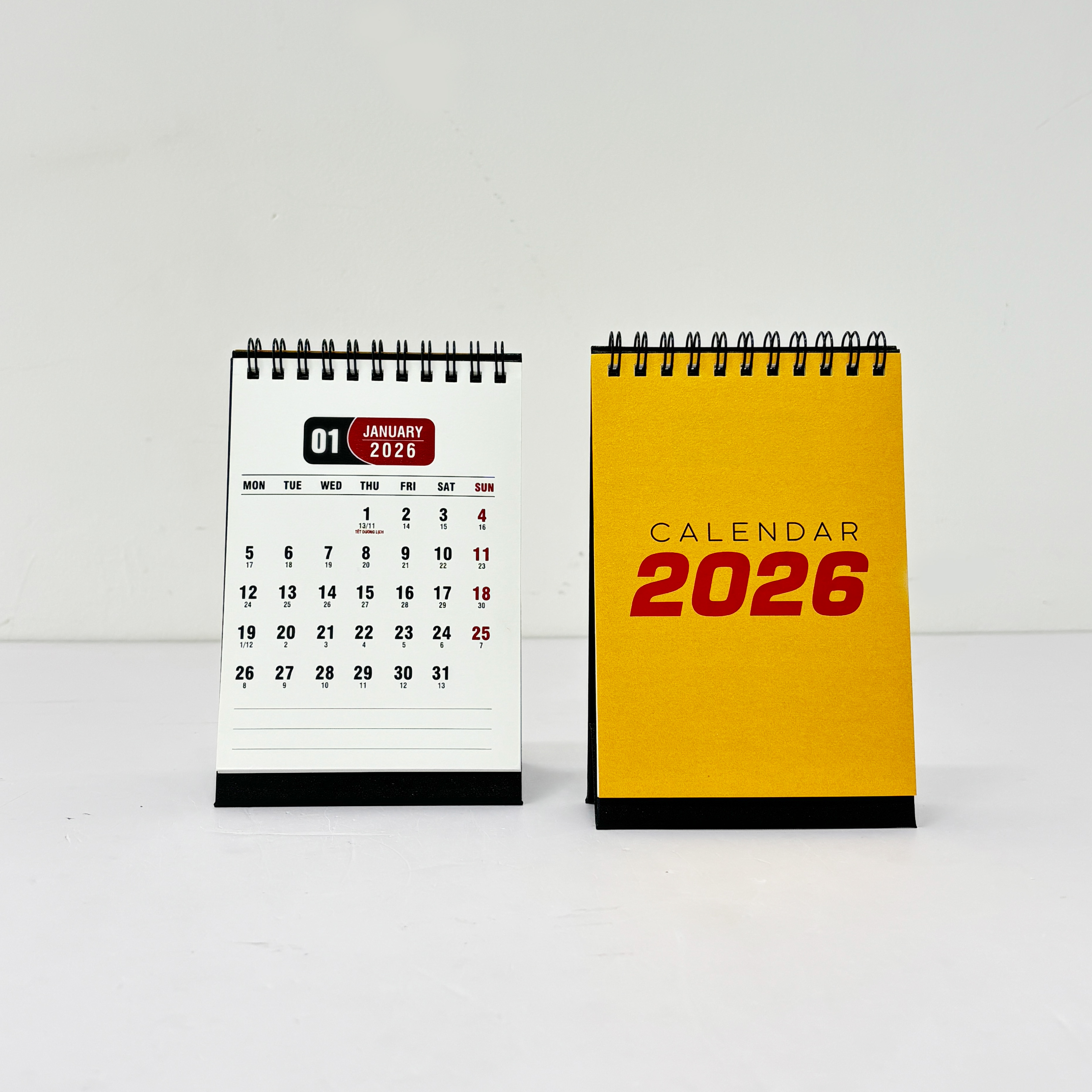 Lịch Để Bàn Mini 2026 - Có Lịch Âm Dương Tặng Kèm Sticker Giấy Chấm Tròn Màu Ngẫu Nhiên