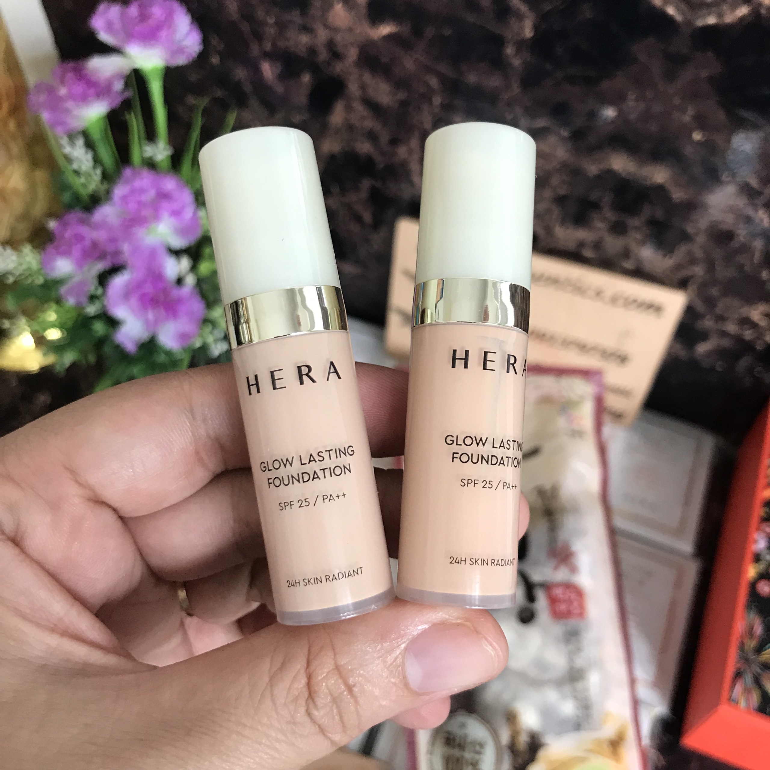 [Hcm]Kem Nền Hera Glow Lasting Foundation Mini 5Ml N.23