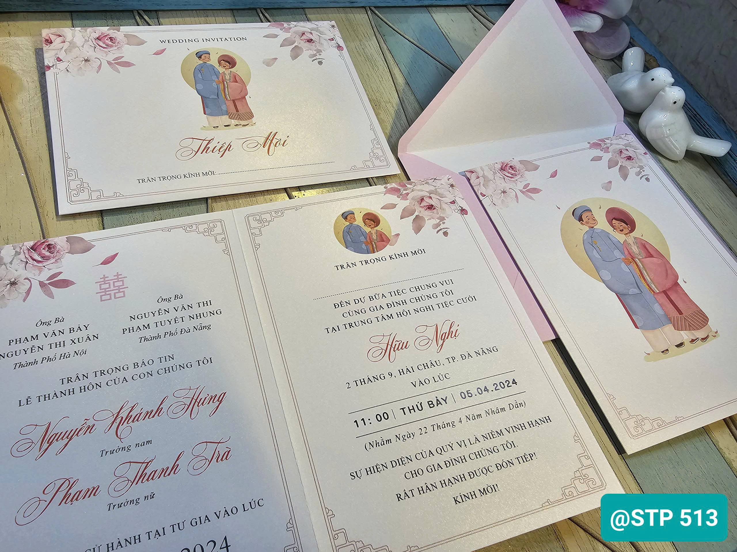 [IN THEO YÊU CẦU] THIỆP CƯỚI CÓ BÌ- ÁNH KIM- CÓ MÙI THƠM HOT NHẤT MÃ STP513