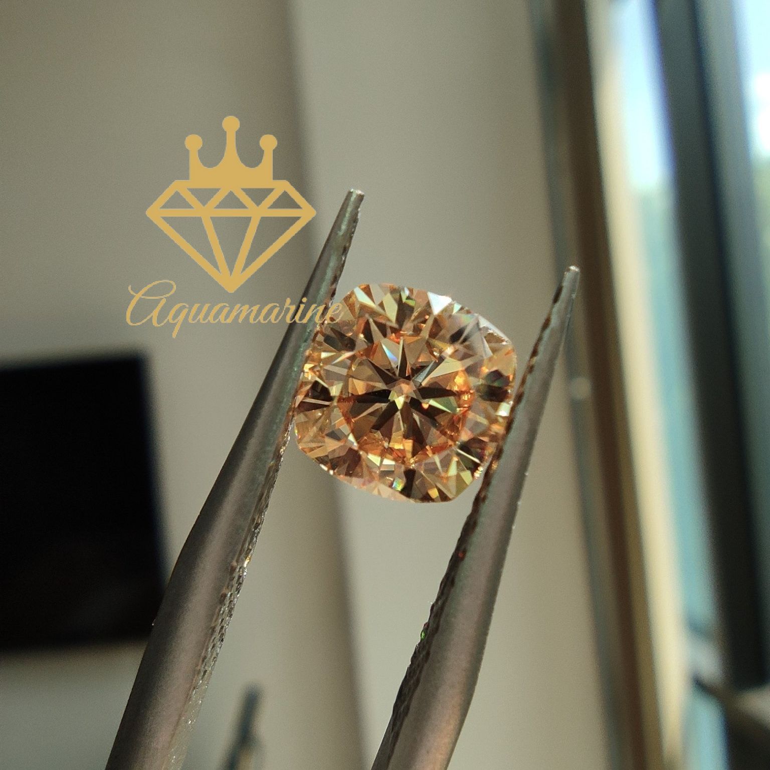 (Size 4.5x4.5 mm) Kim cương nhân tạo Moissanite giác cắt Cushion màu vàng nâu