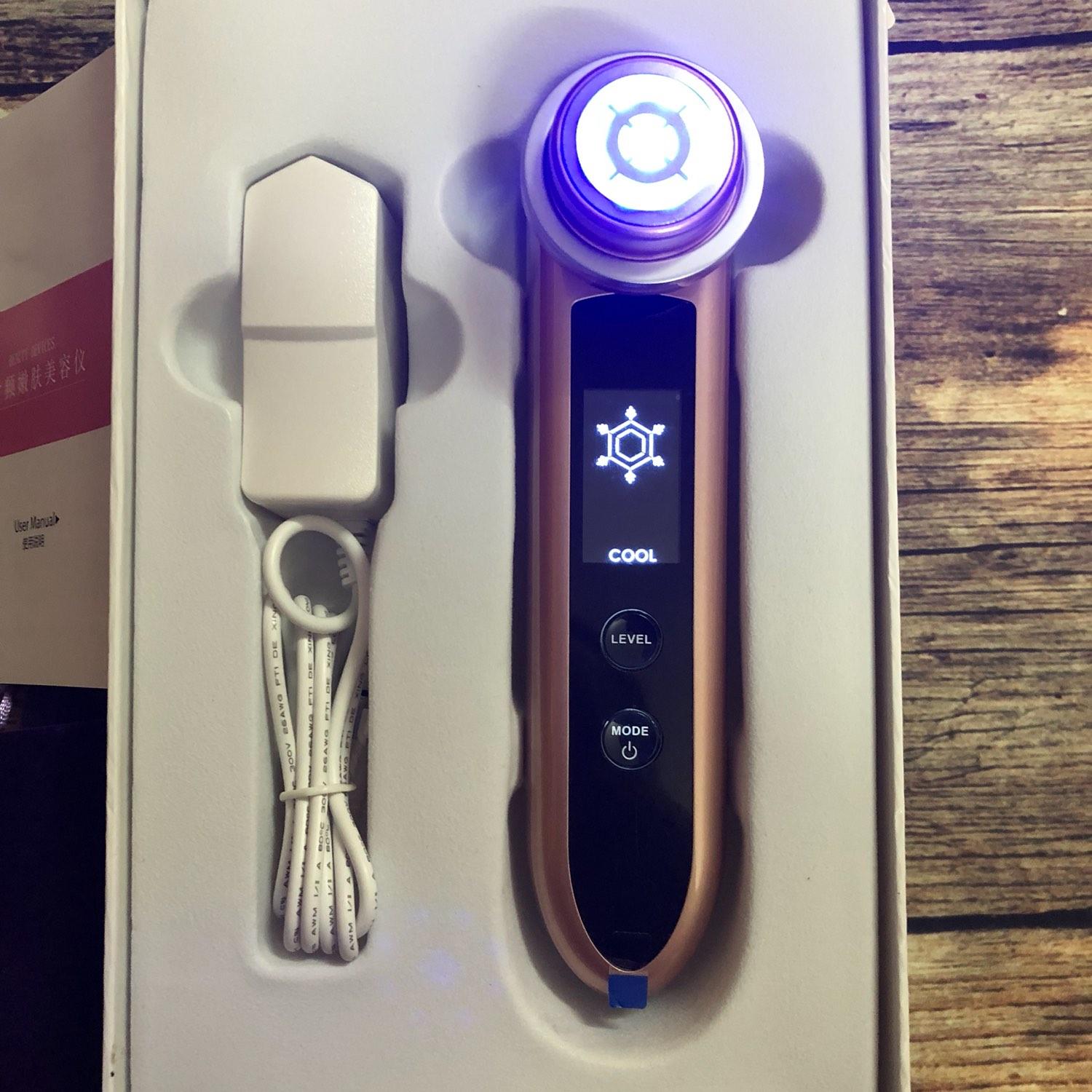 Máy chăm sóc da nâng cơ 5 chức năng D919