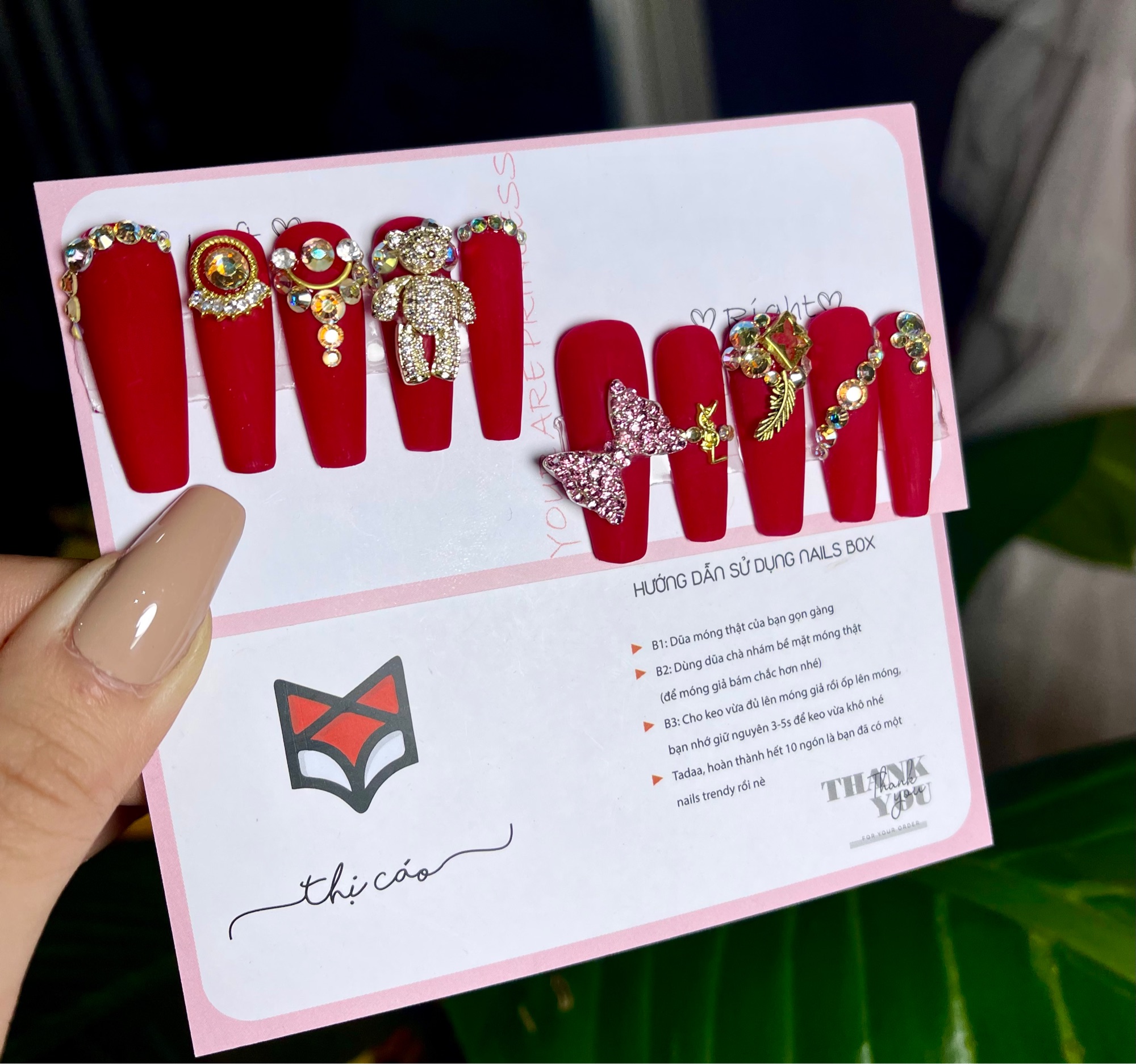 Móng up giả đỏ tết