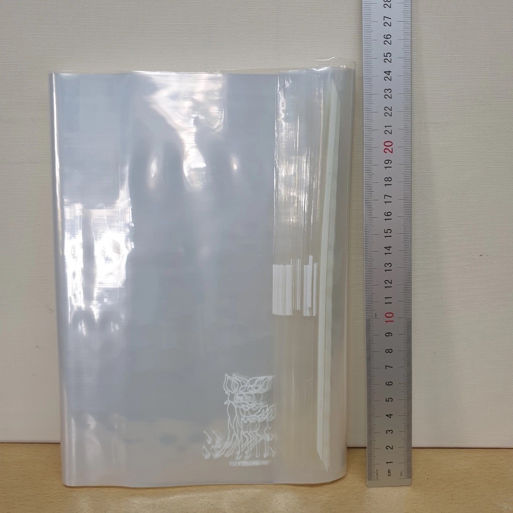 Xấp 50 Cái Bao Kiếng Sách Bài Tập Dày Có Nai Size 24cm ( 170 x 240 mm )