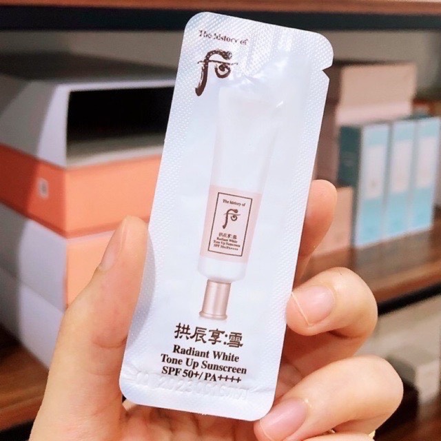 Kem Chống Nắng Gói Mini ( 1Ml )