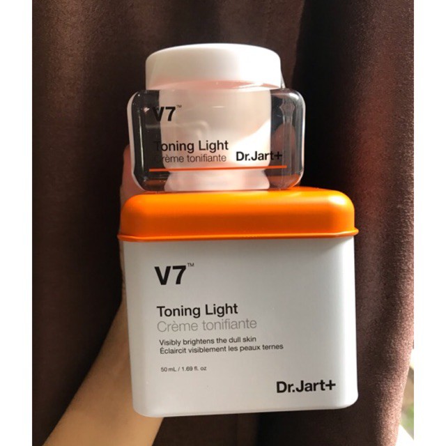 Kem Dưỡng Trắng Da V7 Hộp Vuông Mẫu Mới – Dr.jart Toning Light