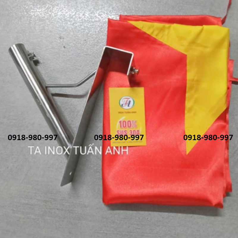 Giá cắm cờ tổ quốc inox -Bát inox gắn cờ - Bass treo cờ gài hộp lan can chung cư tầng lầu