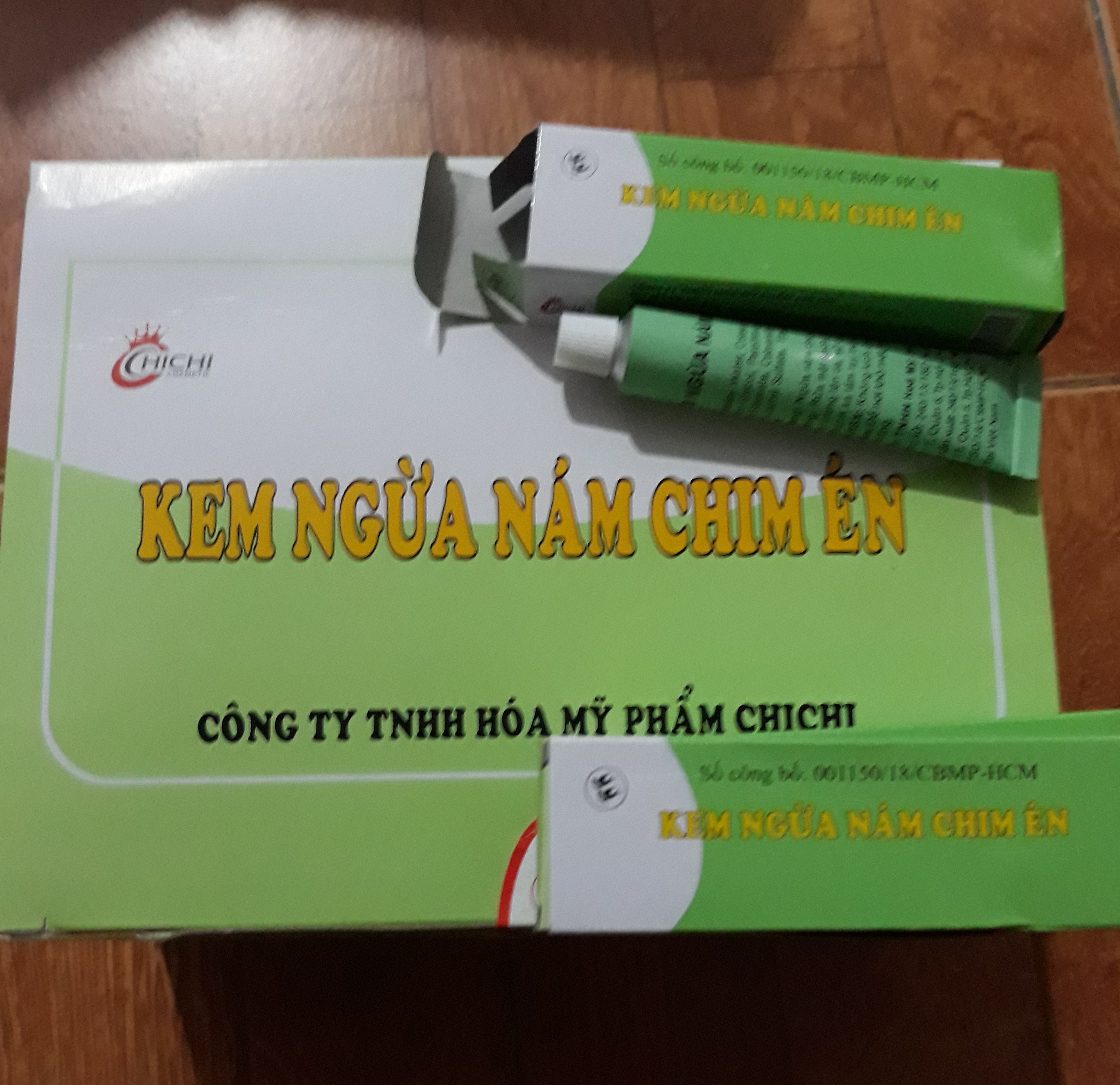 Sỉ 12 Hộp Kem Con Én