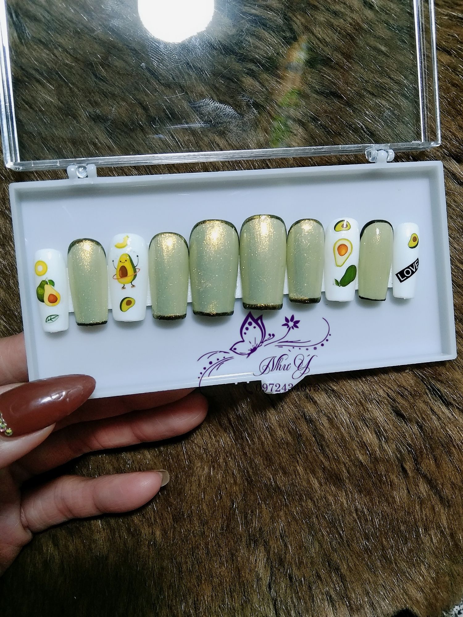Bộ Móng Úp tone xanh kết hợp họa tiết trái bơ (tặng kèm keo dán và dũa móng)