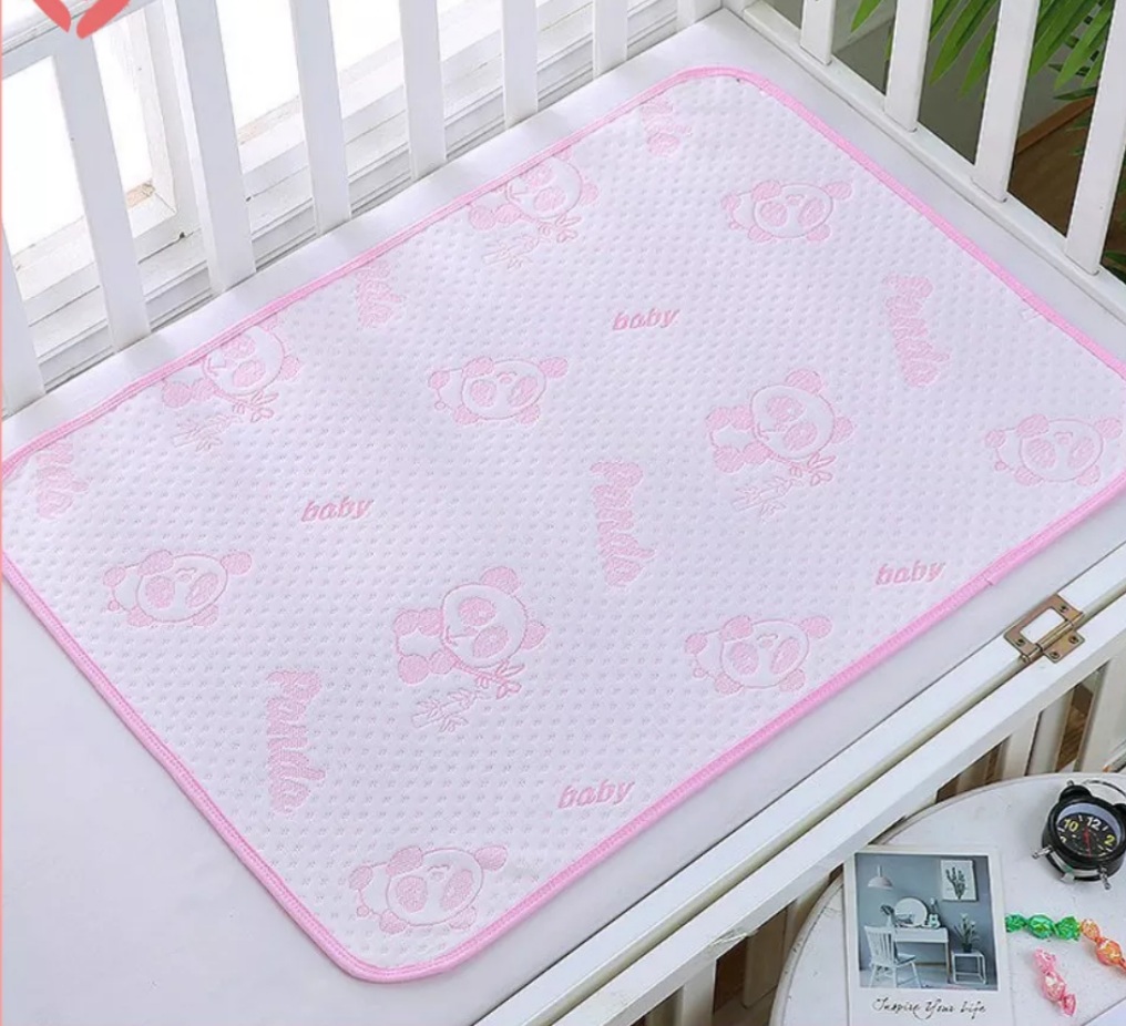 Miếng Lót Chống Thấm 4 Lớp Loại To 50x70cm cho bé trai/ bé gái