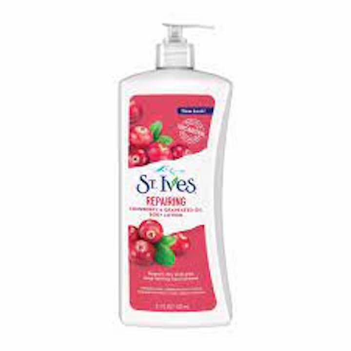 Dưỡng Thể Giúp Phục Hồi Da St. Ives Repairing Body Lotion Cranberry And Grapeseed Oil 621Ml (Hàng Nhập Mỹ)