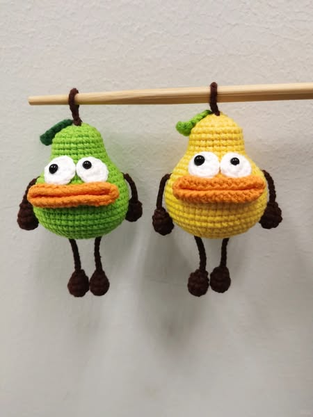 Móc khóa trái lê ngộ nghĩnh len handmade treo cặp balo trang trí quà tặng