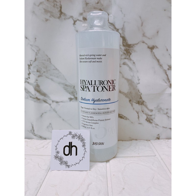 Nước Hoa Hồng Bad Skin Hyaluronic Spa Toner 500Ml