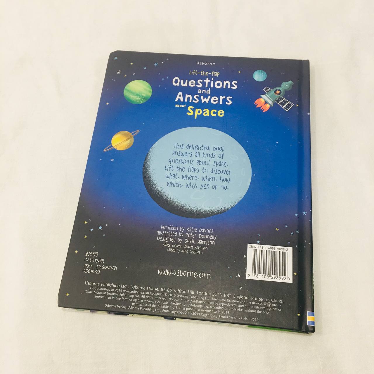 Sách - Usborne Lift-the-flap Questions and Answers About Space - Cho Bé Từ 5 Tuổi ( Khu Vườn Sách )