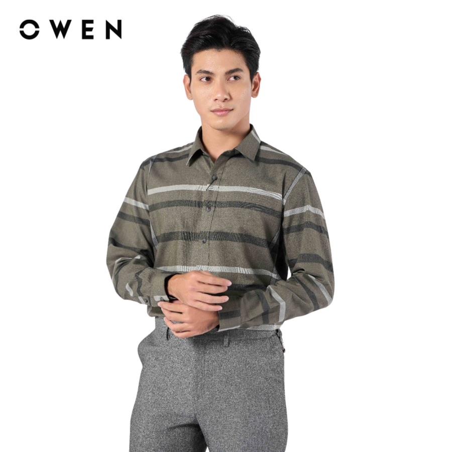OWEN - Áo sơ mi nam dài tay Regular Fit AR220913DT màu Xanh rêu chất liệu Bamboo