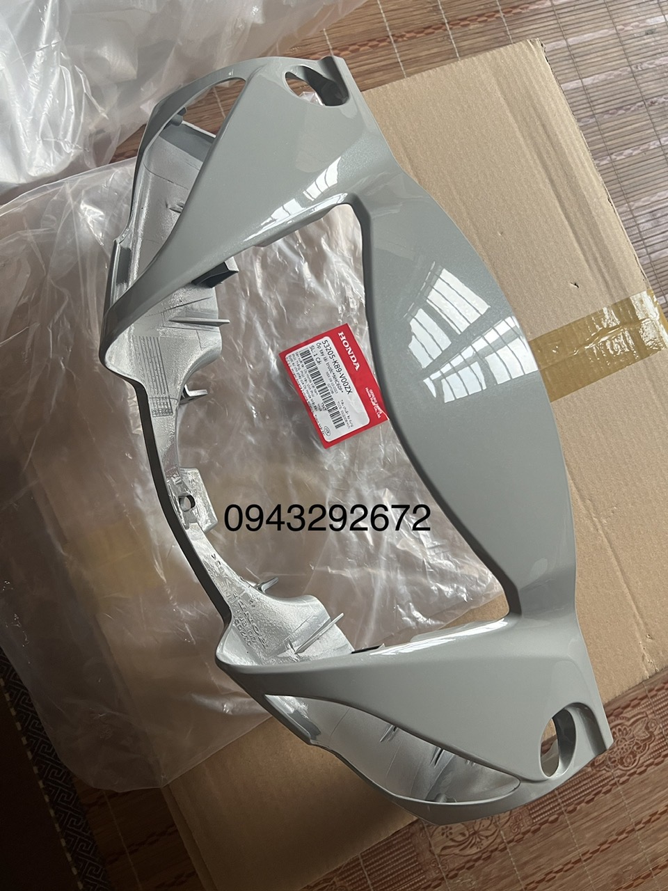 Bàn Thờ ( Nắp Trước Tay Lái ) Wave A110 (2024) Màu Xi Măng Honda (53205K89V00ZX)