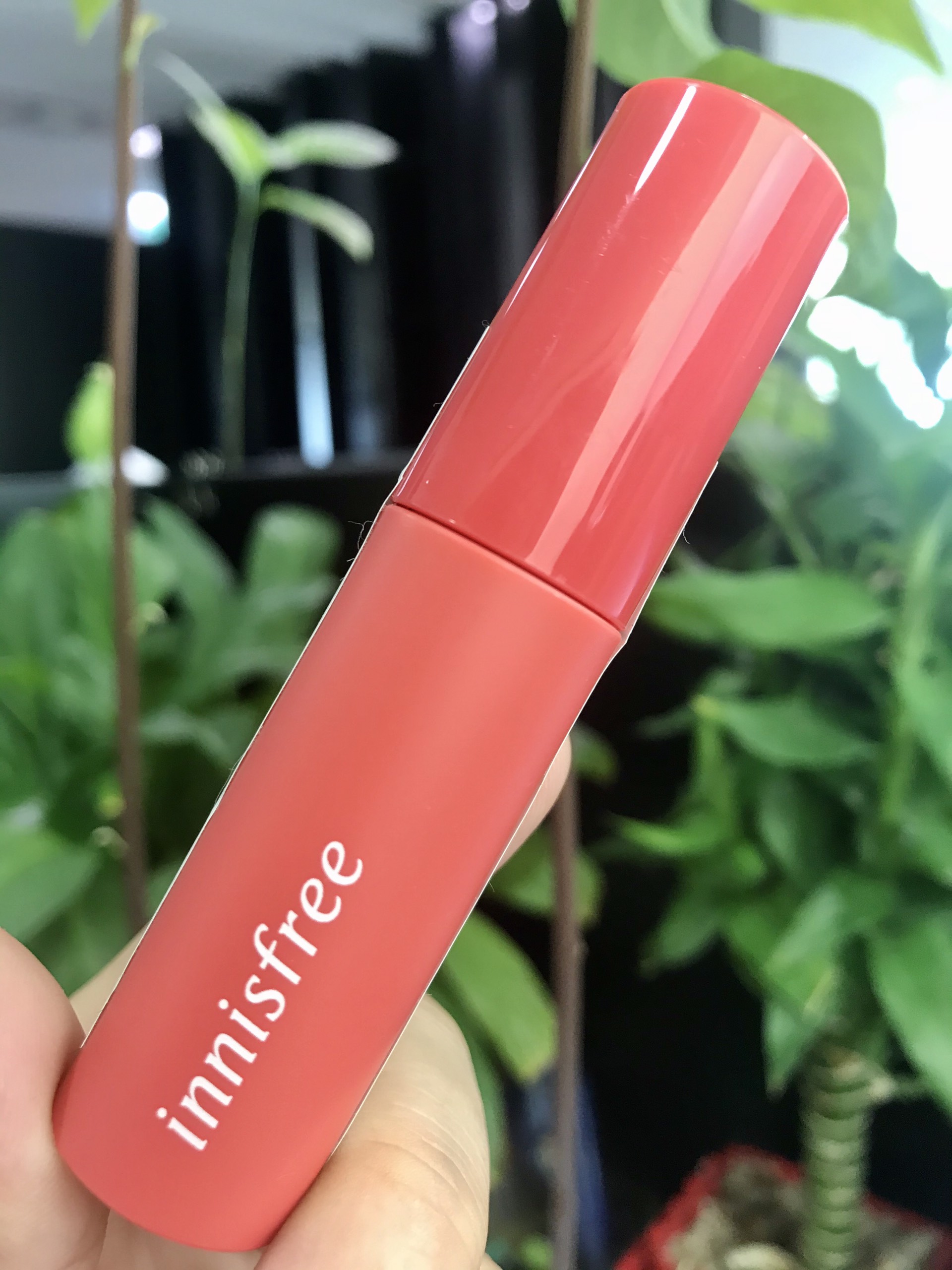Son tint lì mềm mượt innisfree Vivid Cotton Ink 4g mã 8