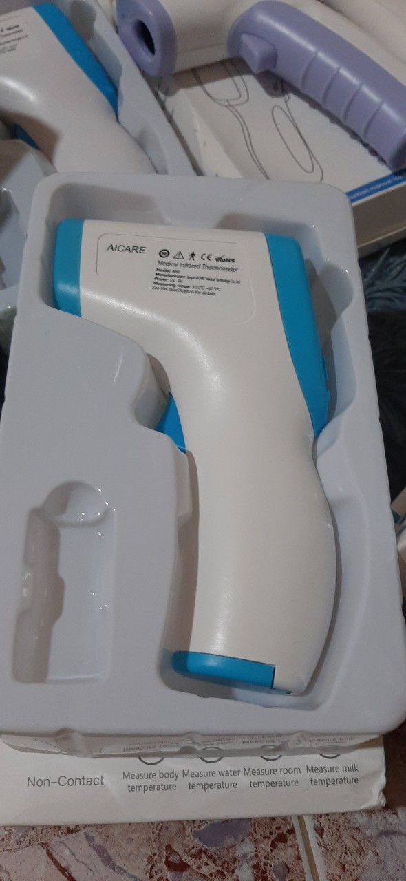 Nhiệt Kế Hồng Ngoại cầm Tay