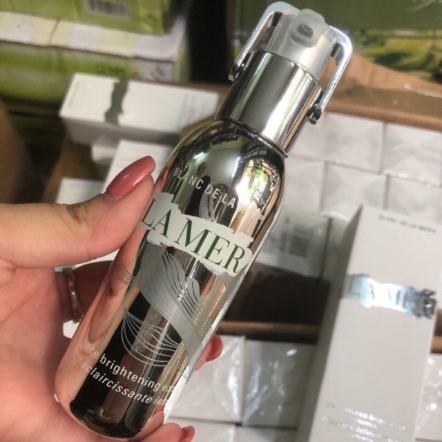[Hcm]Tinh Chất Chống Lão Hoá La Mer Serums The Brilliance Brightening Essence Cam Kết Hàng Đúng Mô Tả Chất Lượng Đảm Bảo An Toàn Đến Sức Khỏe Người Sử Dụng Đa Dạng Mẫu Mã Màu Sắc Kích Cỡ