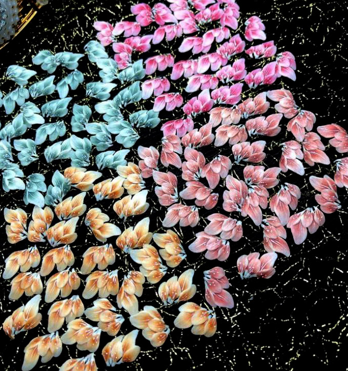[HCM]Sản phẩm trang trí móng  vẽ nổi Nail desige  hoa vẽ nổi. Hoa nổi 4D Fantasy set 2 hoa theo màu.Hoa dễ bẻ from móng(hàng vẽ tay không đổ khuôn )