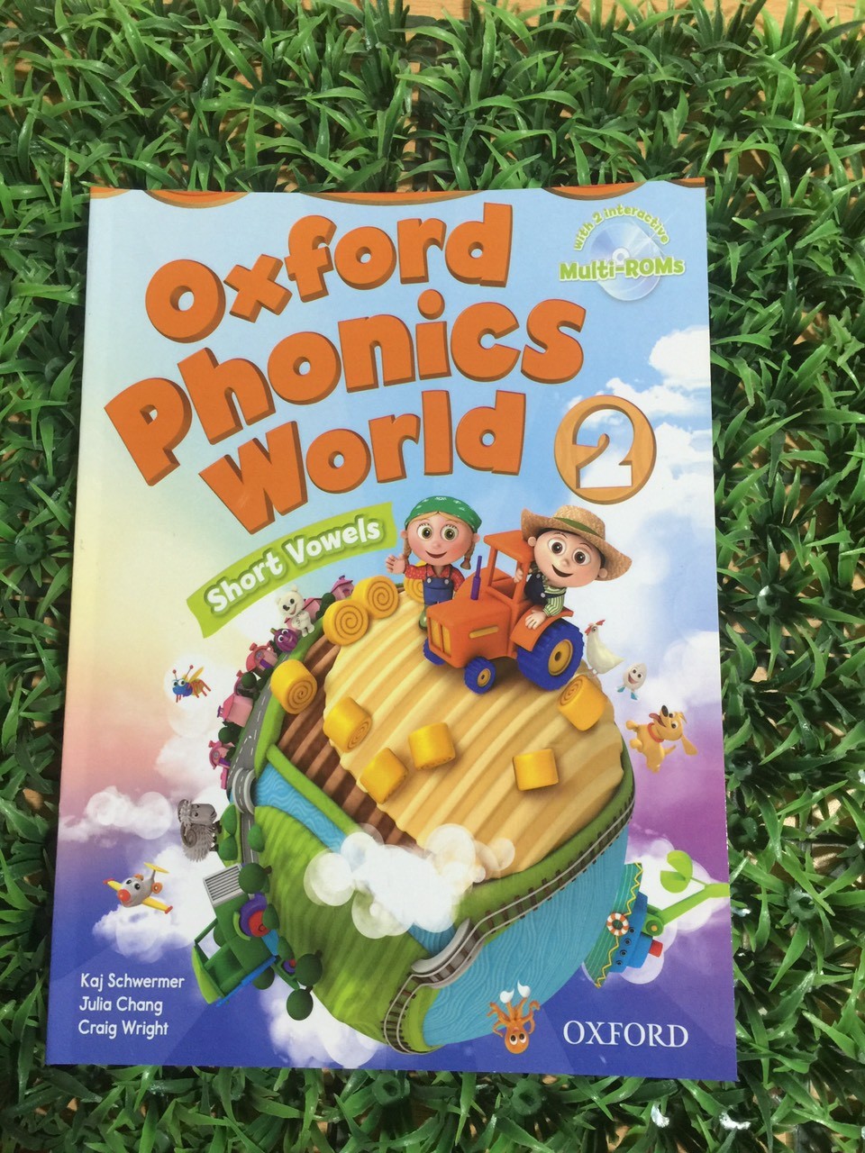 Oxford Phonics World 2 Student Book + File nghe đi kèm