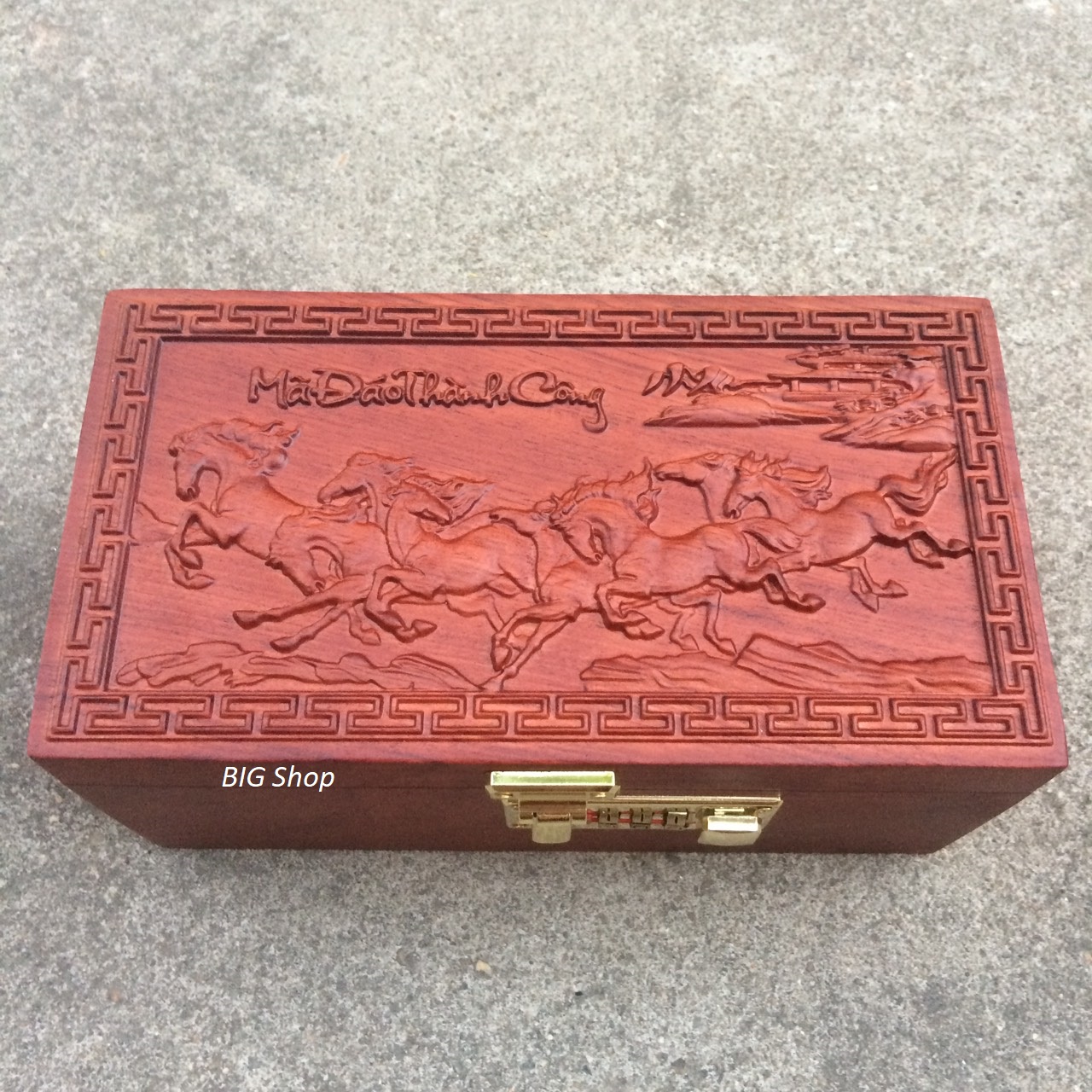 Hộp đựng tiền tiết kiệm mini đựng con dấu gỗ Hương có khóa số trạm khắc - Mã Đáo Thành Công