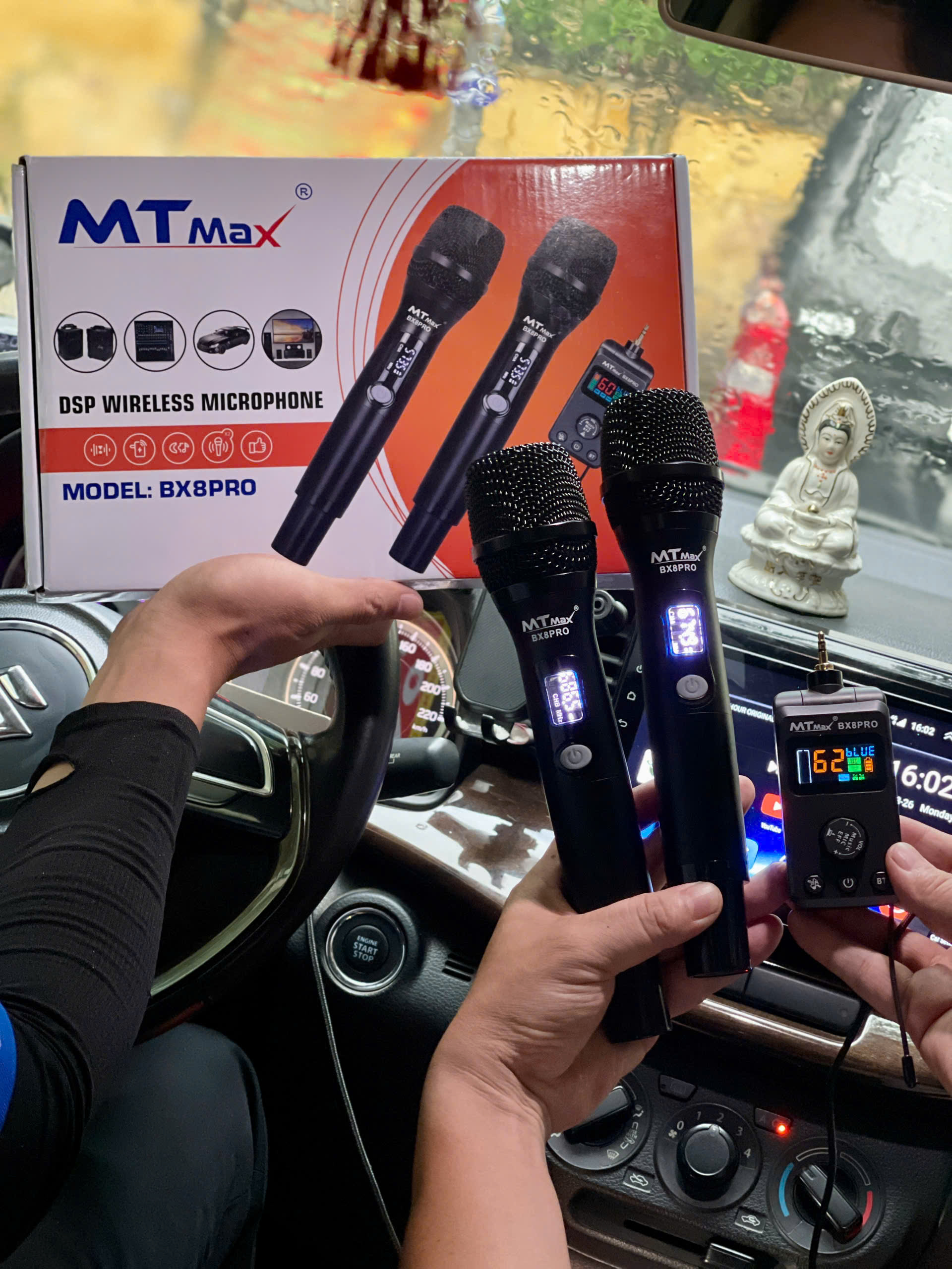 Micro Karaoke Đa Năng MTMAX BX7 Pro Chuyên Dụng Cho Loa Di Động Xe Ôtô Loa Kéo Amply Kết Nối Tới 10M