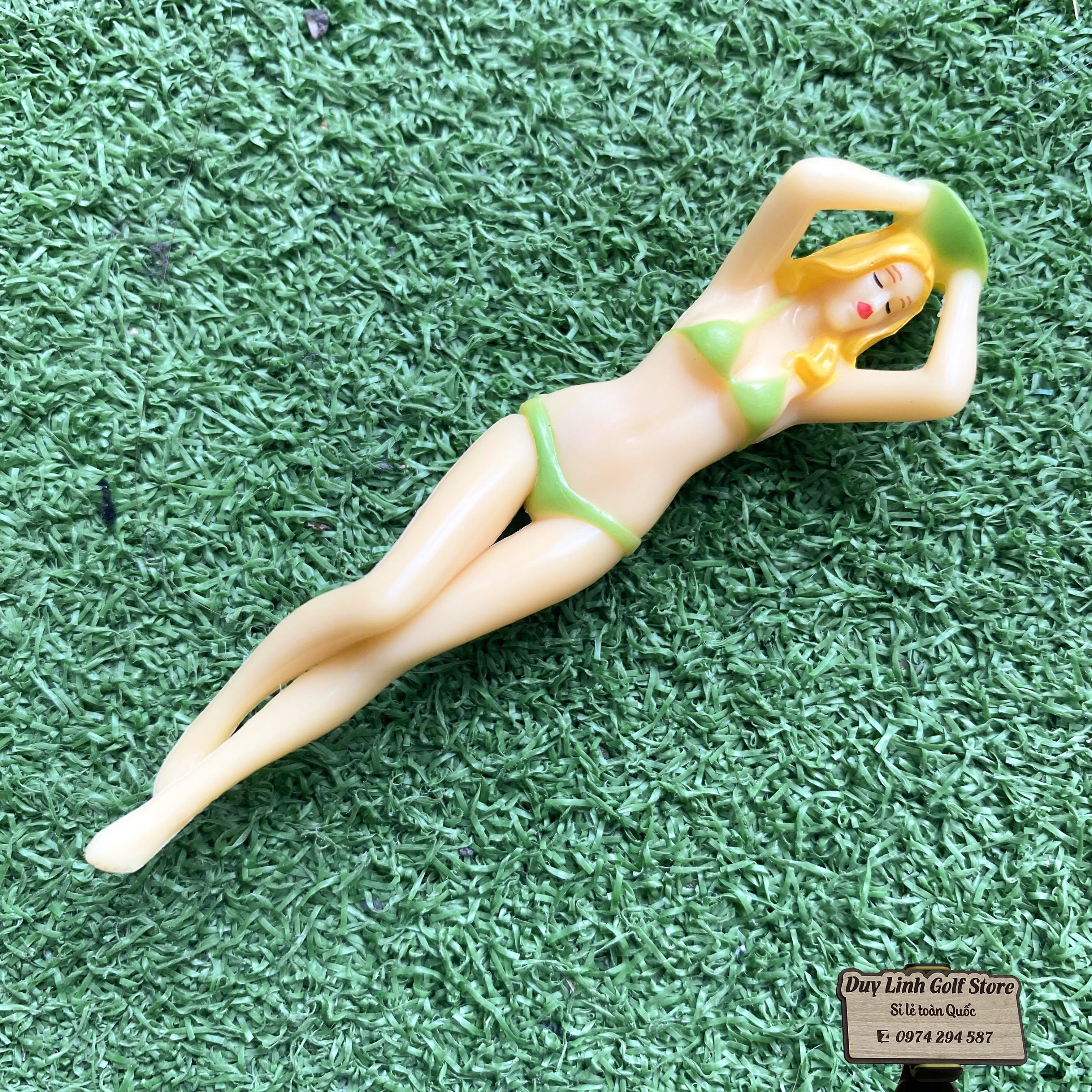 Set 3 tee đặt bóng golf hình cô gái xinh đẹp đánh dấu vị chí bóng gôn