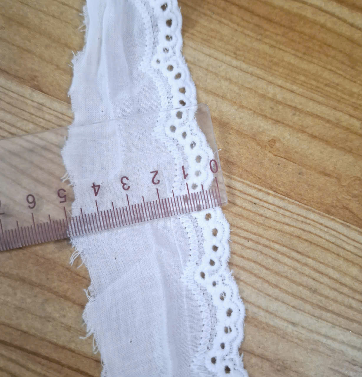 Ren thô viền may lên áo trang trí - giá 1 mét- bảng 5cm