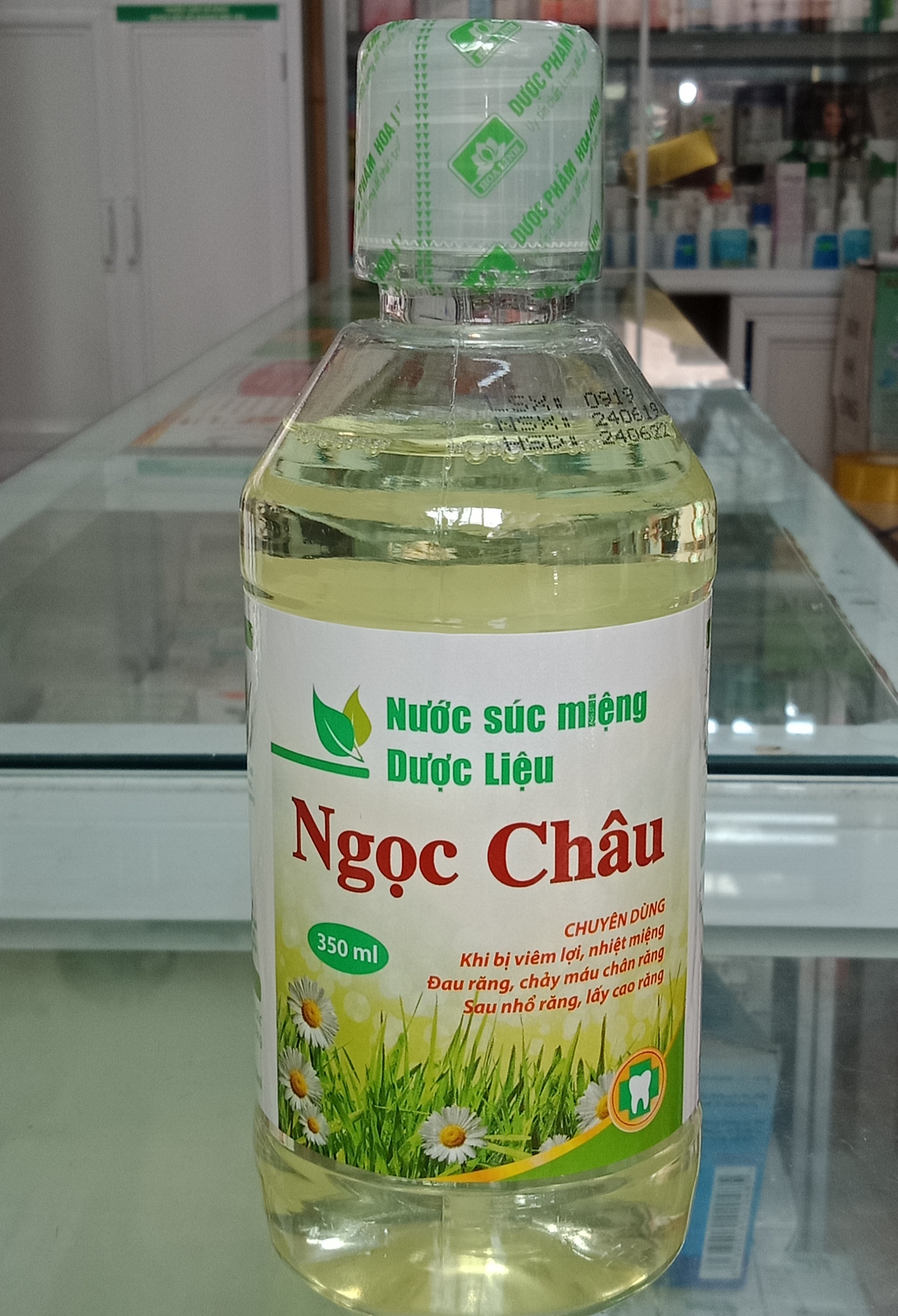 Nước Súc Miệng Dược Liệu Ngọc Châu Chuyên Dùng Khi Nhiệt Miệng Viêm Lợi Đau Răng ( Chai 250Ml)