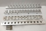 Khuôn son inox 12 lỗ đường kính 12.1 ( Kèm thanh đẩy)