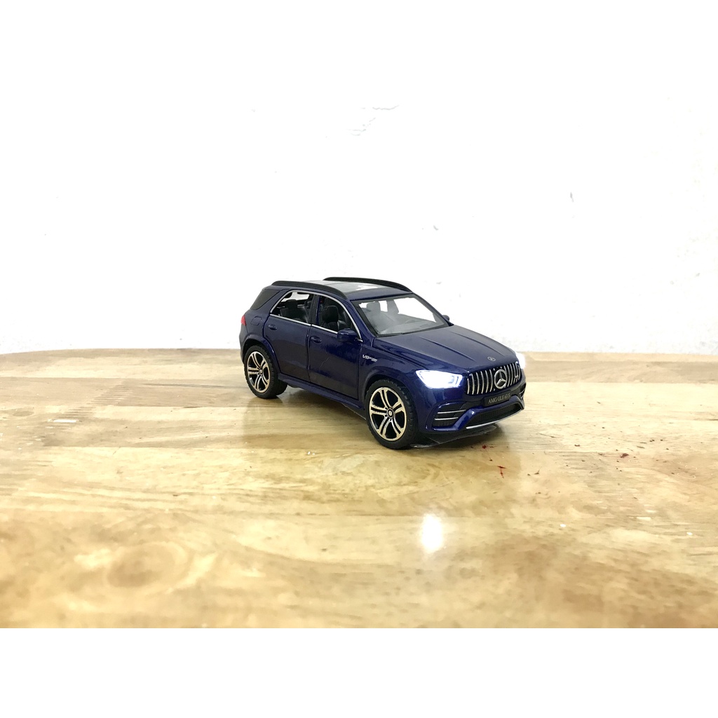 Mô hình xe Mercedes - Benz AMG GLE 63S Coupe _ Tỷ lệ 1:32