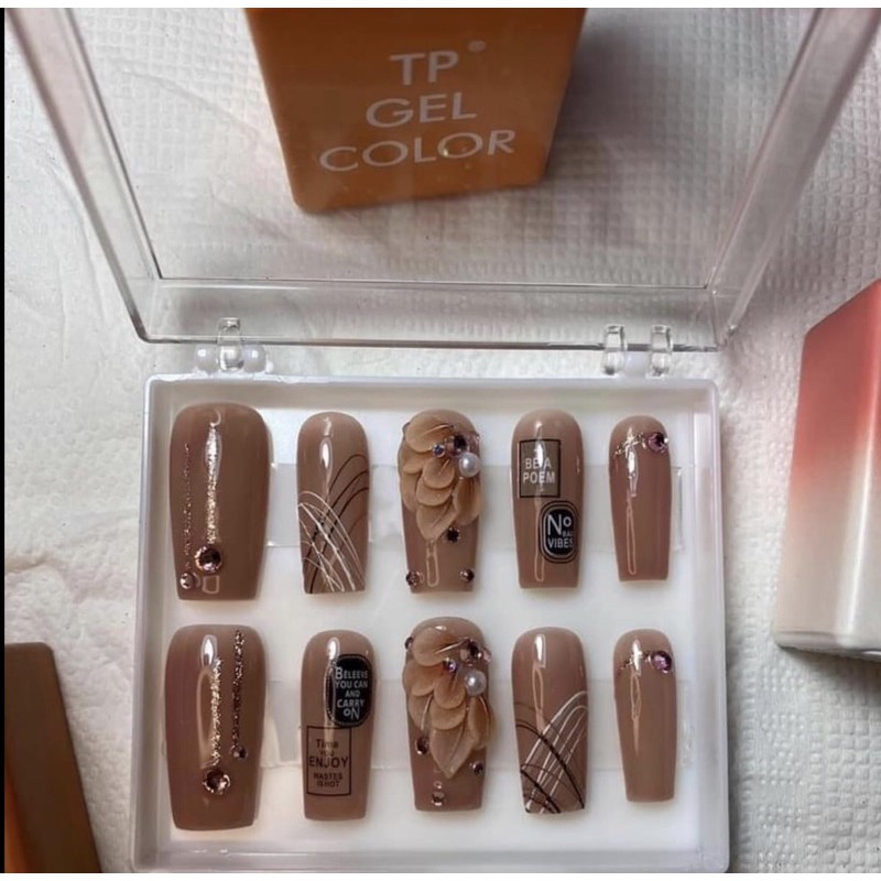 Nail Box 019