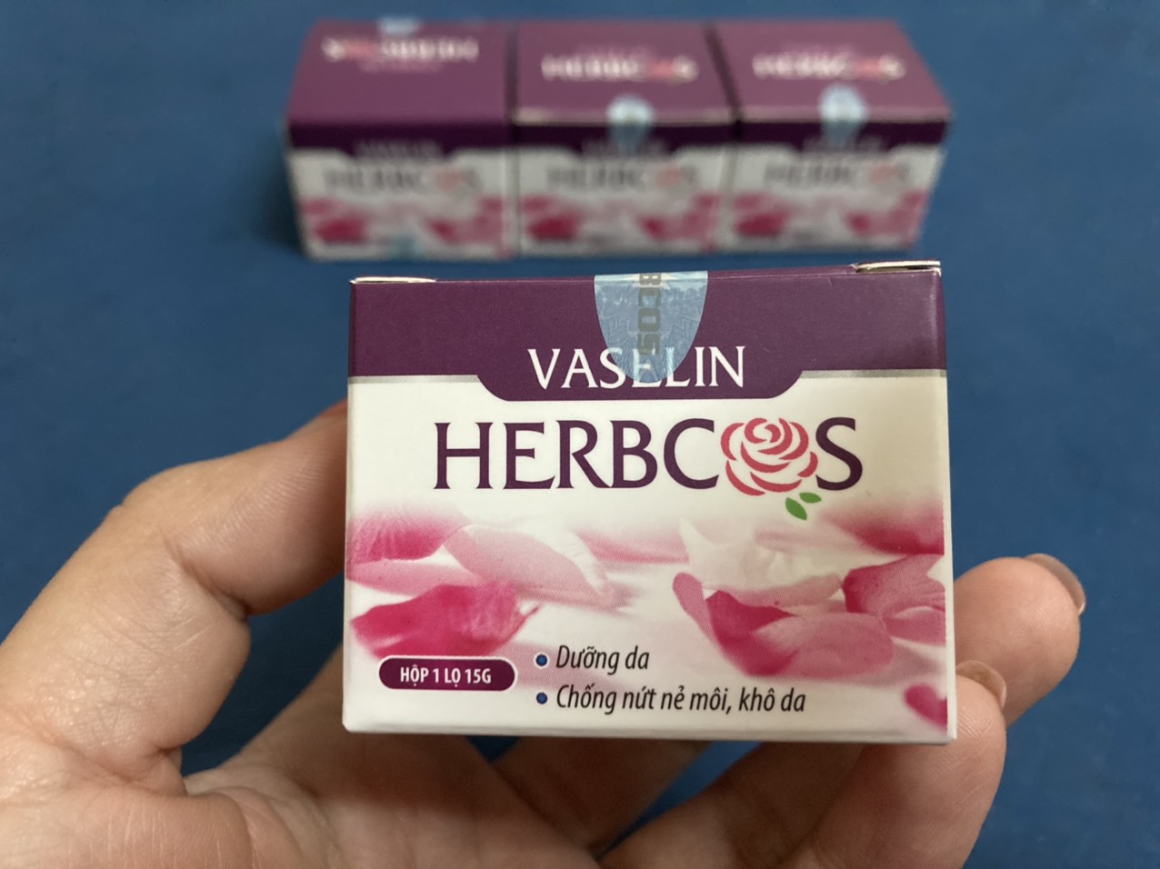 Vaselin HERBCOS dưỡng ẩm hết khô nẻ da hết khô môi thơm dễ chịu