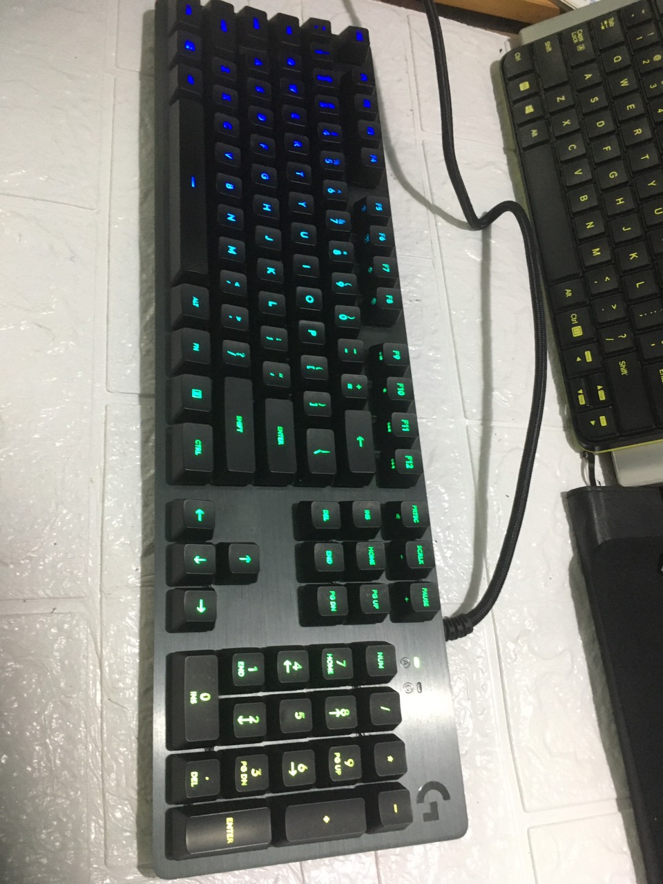 Bàn phím cơ Logitech G512: switch Romer-G Linear tốc độ cao hợp kim nhôm máy bay bền bỉ bóng đẹp- 2n