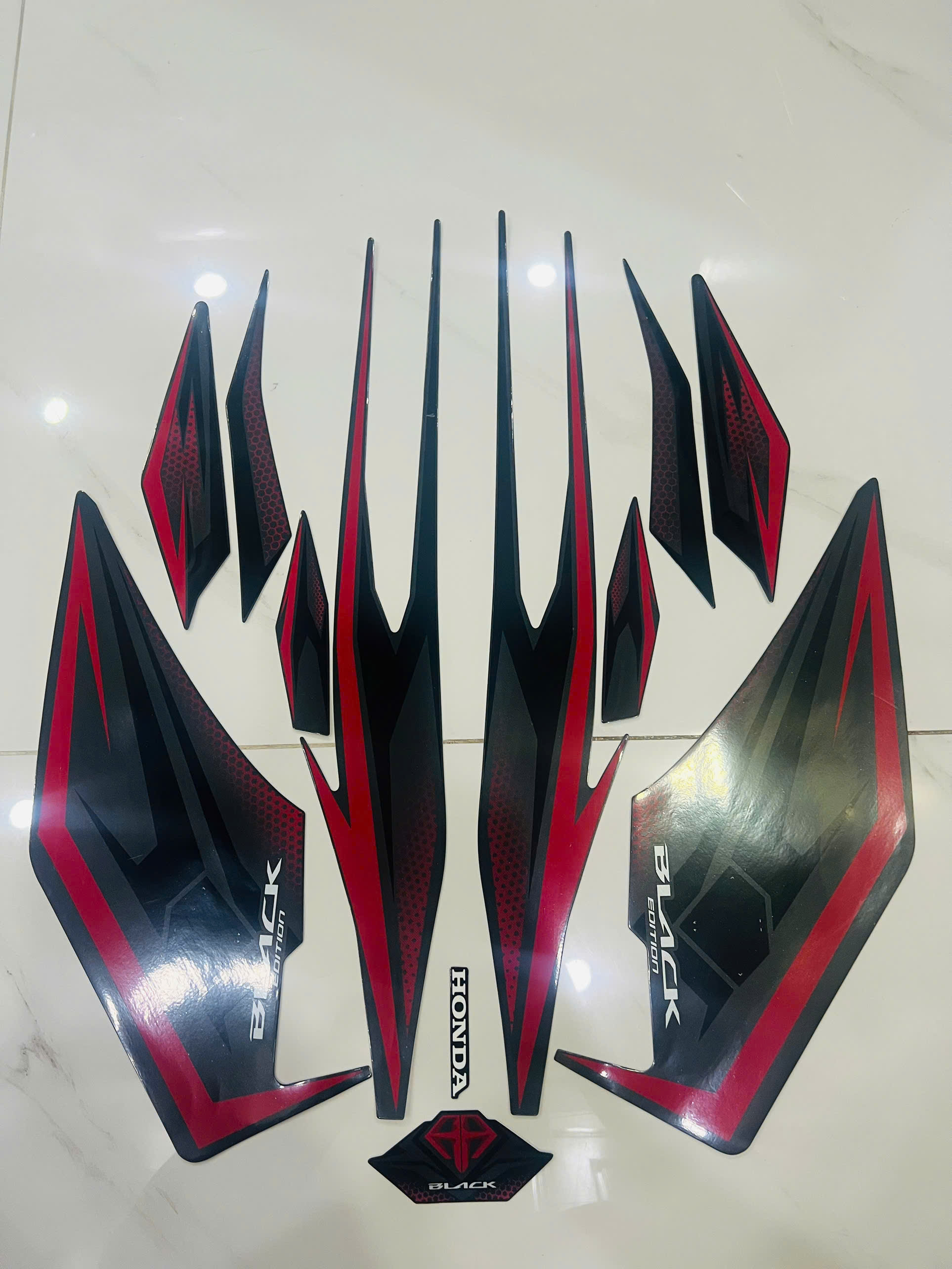 Bộ tem decal dán xe máy Honda Airblade đời 2019 Air blade 2019 màu đỏ đen mẫu mới zin thái siêu đẹp