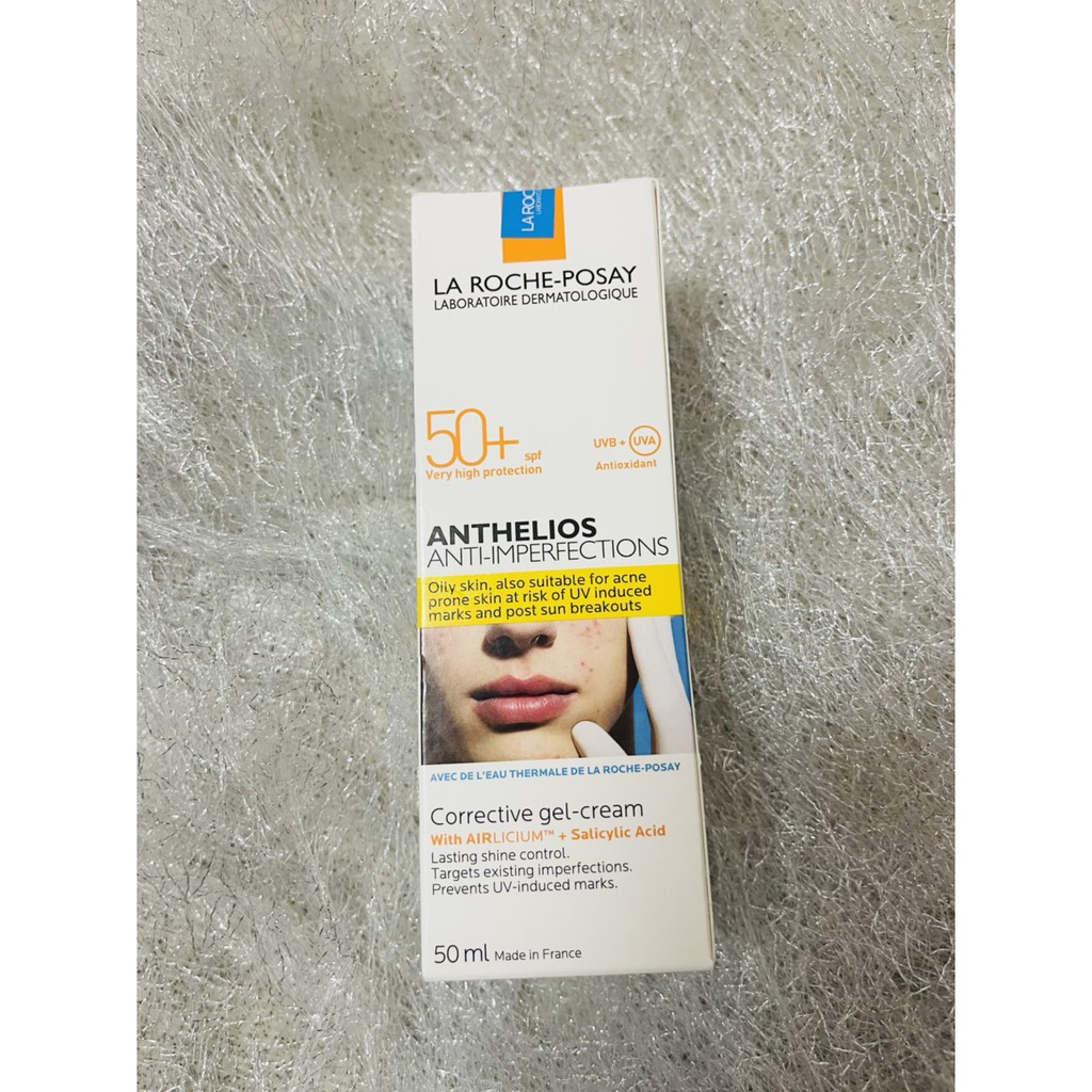 Kem Chống Nắng Laroche Posay Cho Da Dầu Dễ Nổi Mụn 50Ml Anthelios Anti - Imperfection Spf50+.