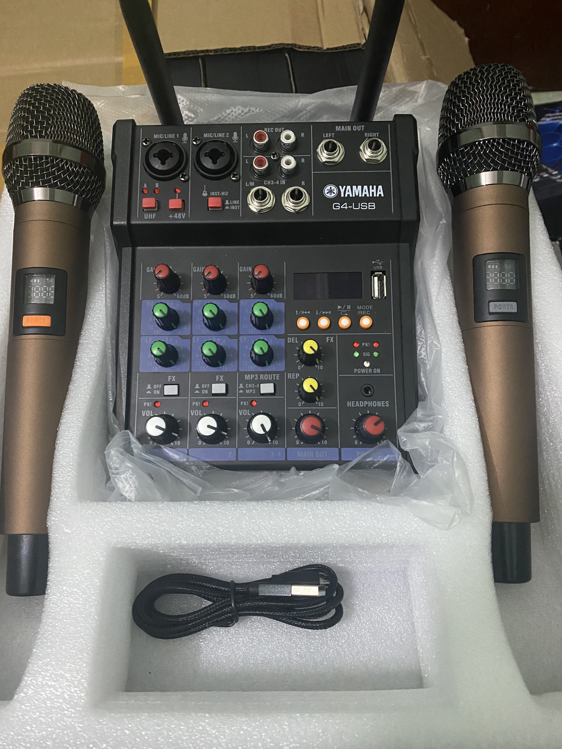 ( HÀNG CÓ SẴN ) Trọn Bộ Thu Âm Mixer G4 Bluetooth, Mixer G4 + Micro Không Dây Hát Karaoke-Livestream